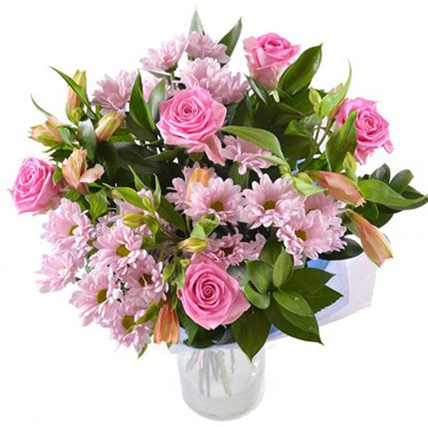 Букет из роз хризантем и альстромерий «Прикосновение»